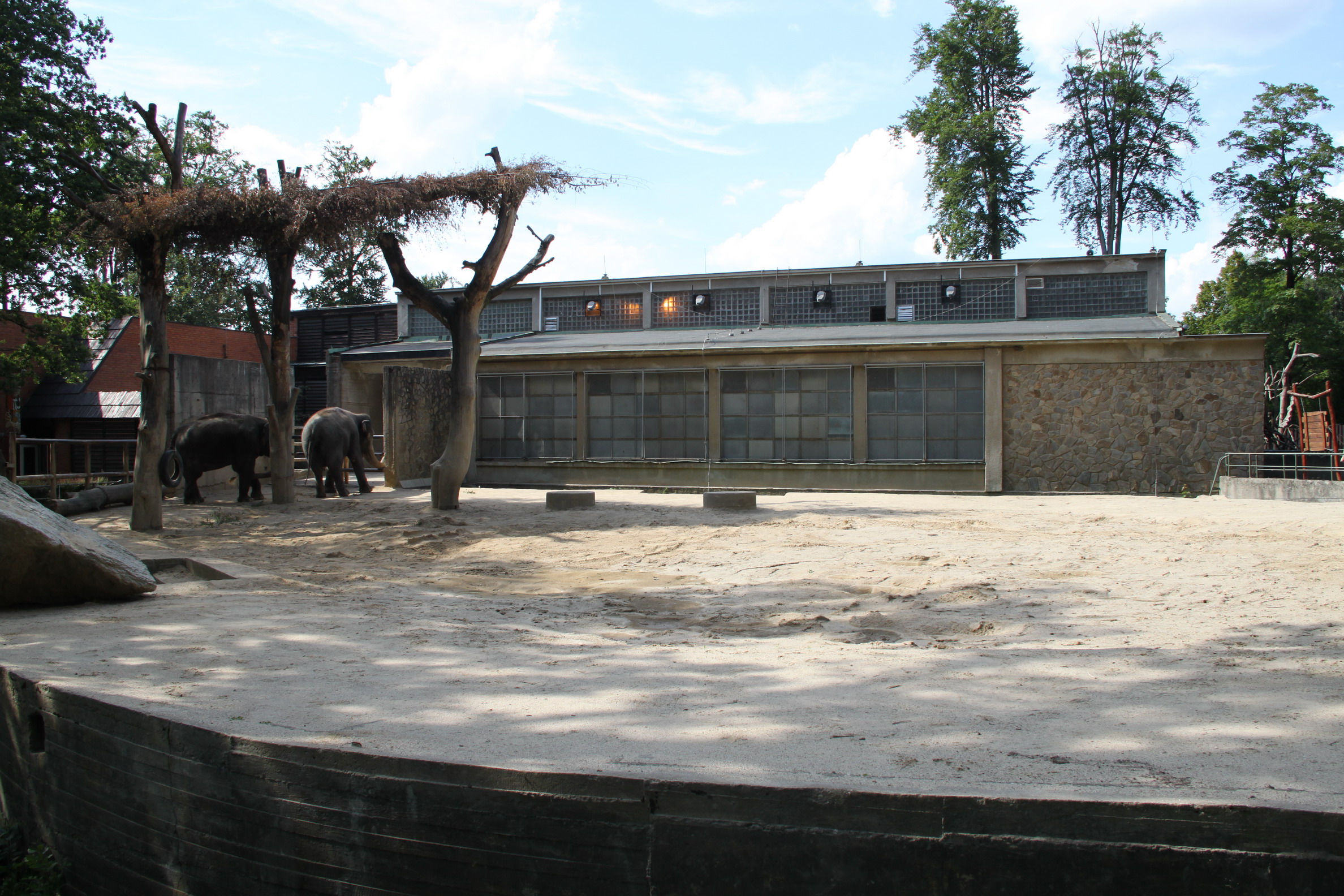 Pavilon_slonů_Zoo_Liberec